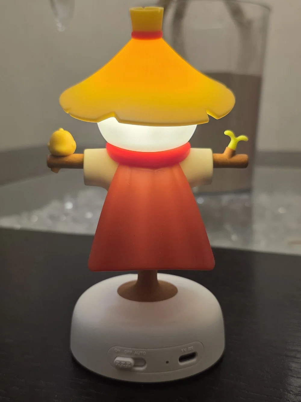 Scarecrow Night Light - Warm White & Peach Accent